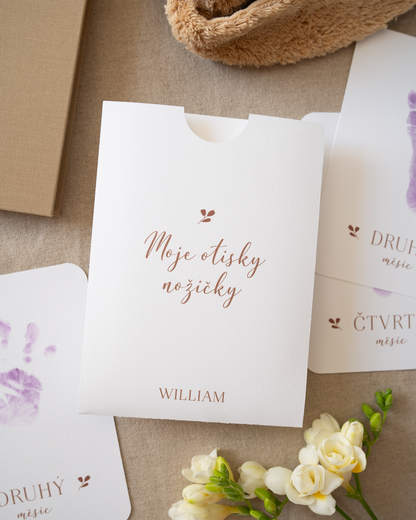 Měsíční kartičky na otisky miminka